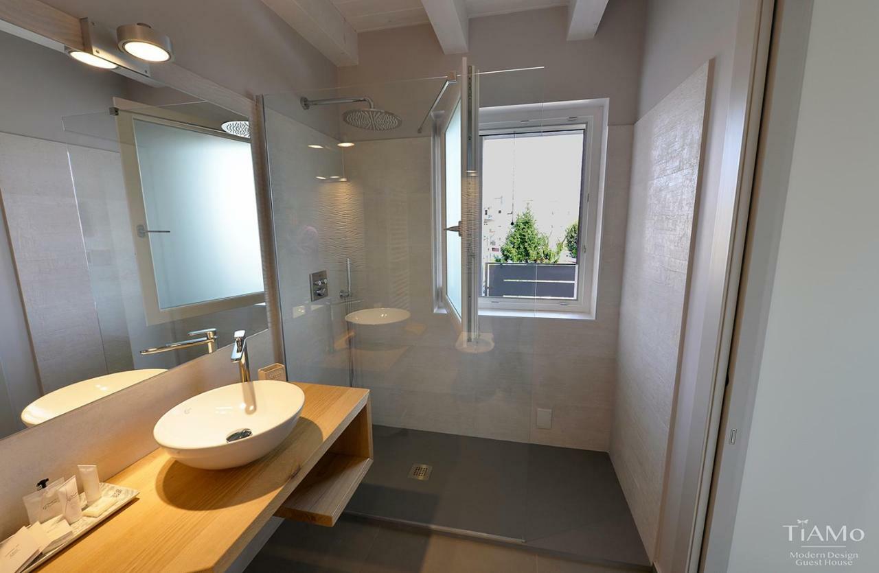 Tiamo Modern Design Guest House Ronchi Dei Legionari Exteriör bild